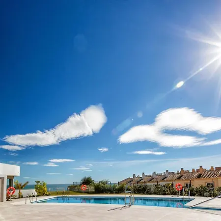 Vivi Homes - Buena Vista Pool, Sauna, Terrace, Gym & Sea View Apartment Fuengirola